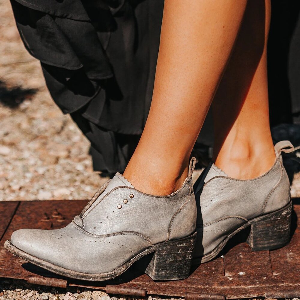 NEW Freebird Sadie Ankle Boots, Ice 8